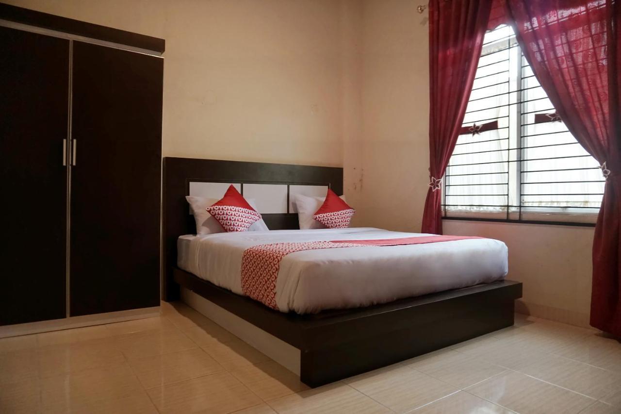 Oyo 1394 Rumaisa Homestay Syariah Pekanbaru Εξωτερικό φωτογραφία