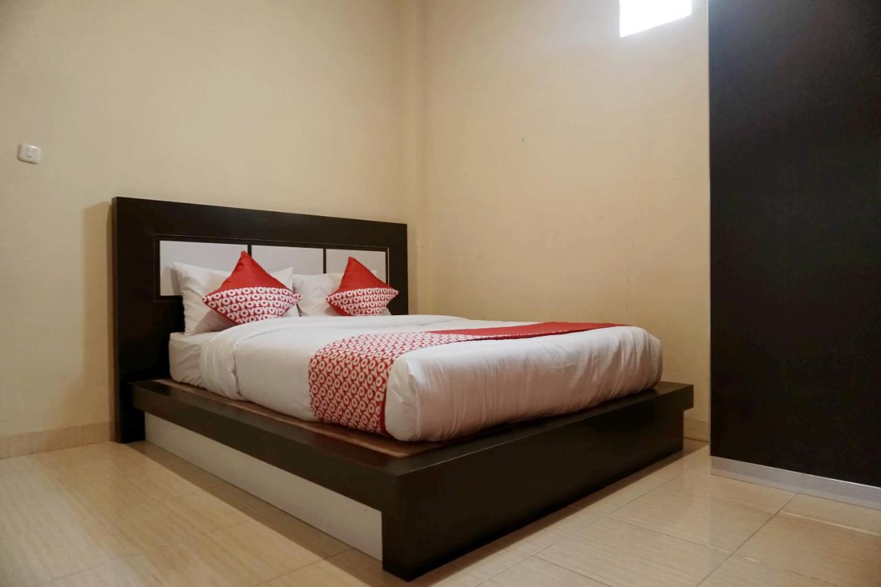 Oyo 1394 Rumaisa Homestay Syariah Pekanbaru Εξωτερικό φωτογραφία