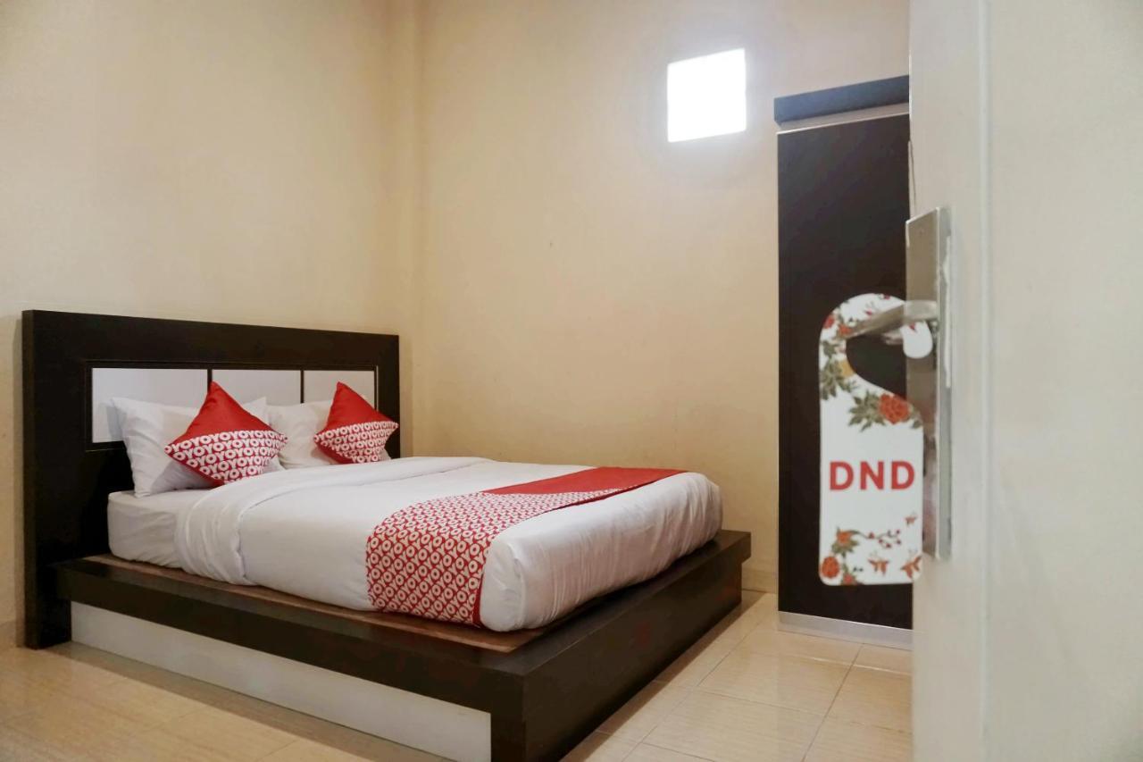 Oyo 1394 Rumaisa Homestay Syariah Pekanbaru Εξωτερικό φωτογραφία